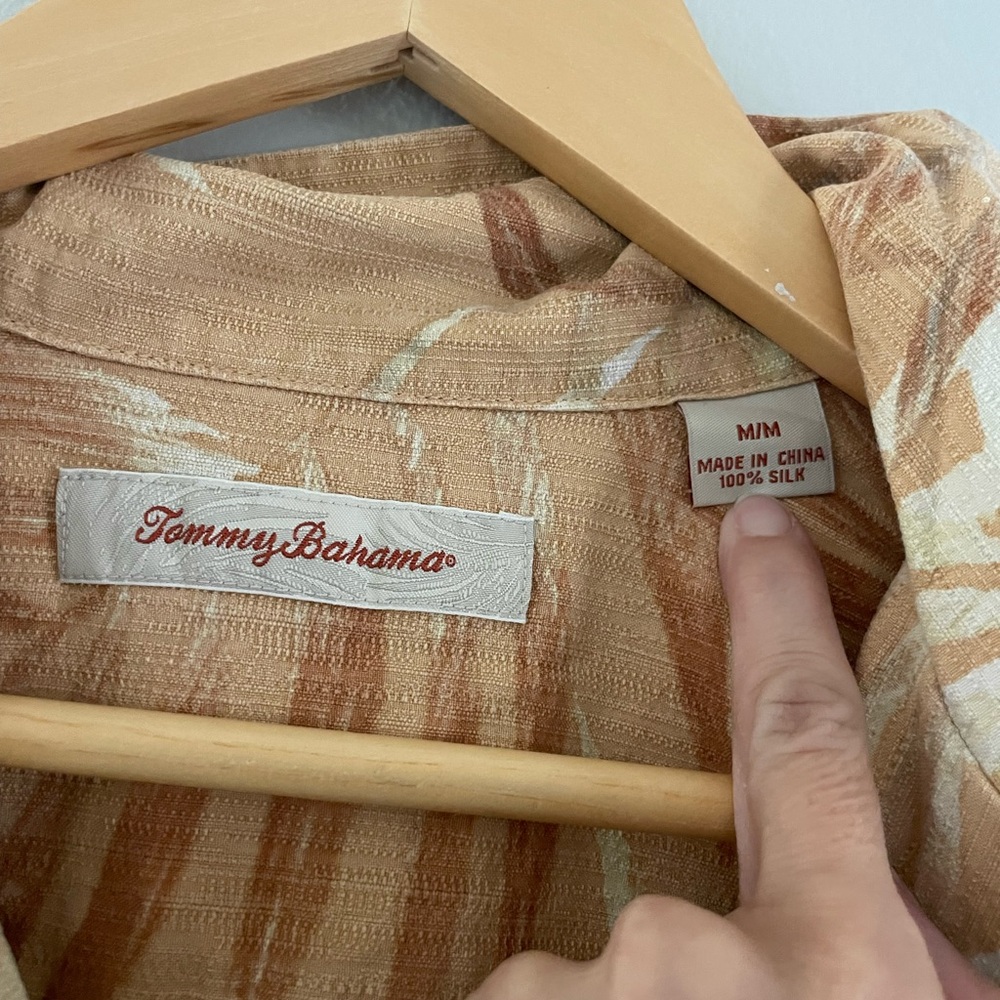 Mens Tommy Bahama Tan & Brown Tropical Silk Shirt - Picture 3 of 4